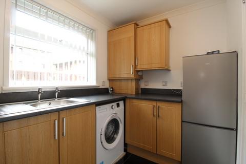 2 bedroom flat to rent, 16 Gladstone Street Dalmuir G81 4DW