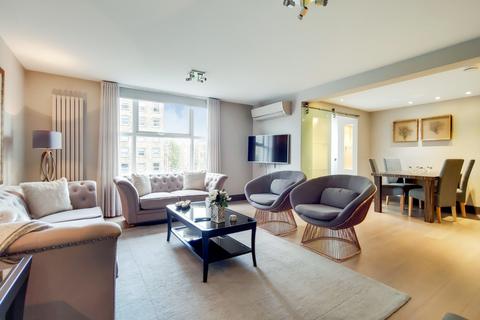 Boydell Court, St Johns Wood Park, St Johns Wood, London, NW8