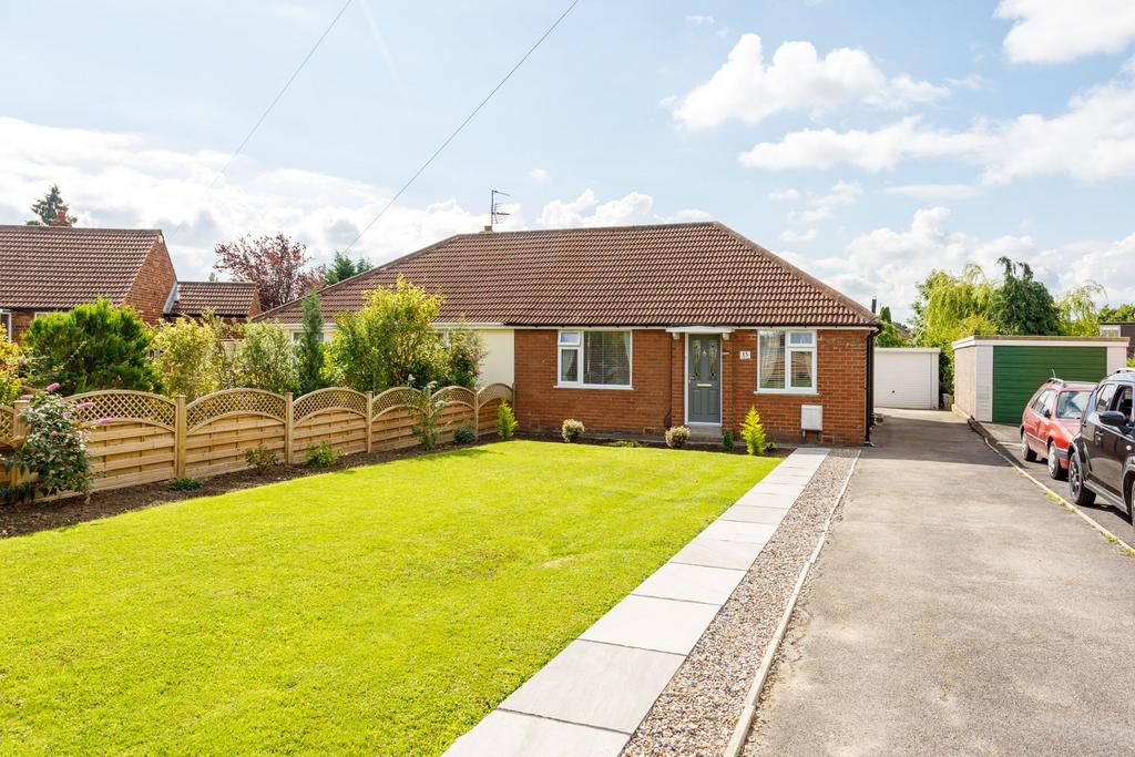 Forest Way, Harrogate 2 bed bungalow for sale £280,000