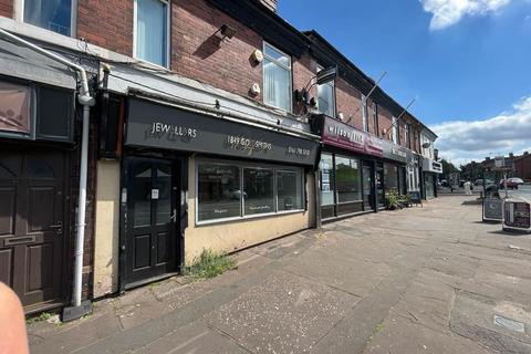 Property to rent - Bury Old Road, Whitefield, Manchester, M45 6TQ