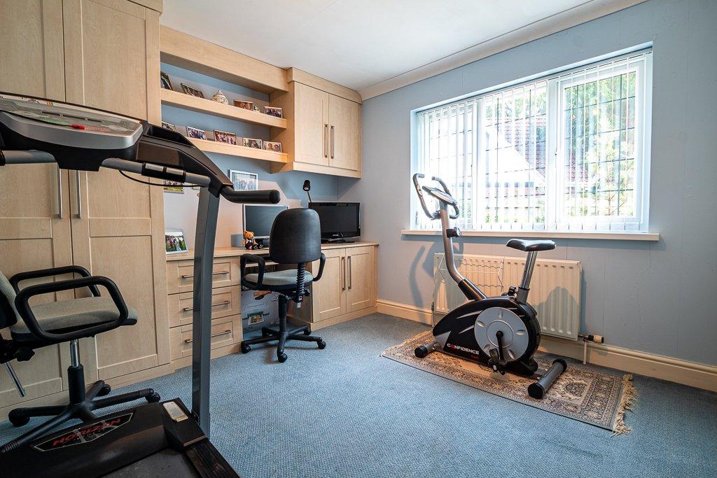 Study/ Bedroom