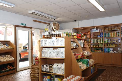 3 bedroom property for sale - Bews Butchers Shop & Owners Accommodation