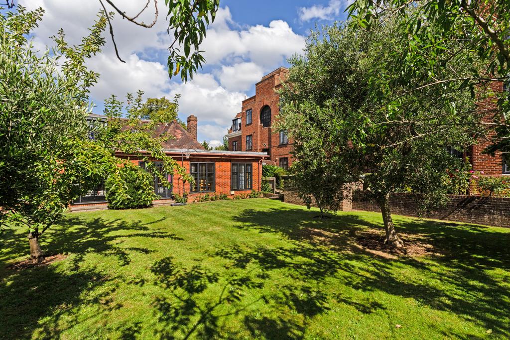 Communal Gardens