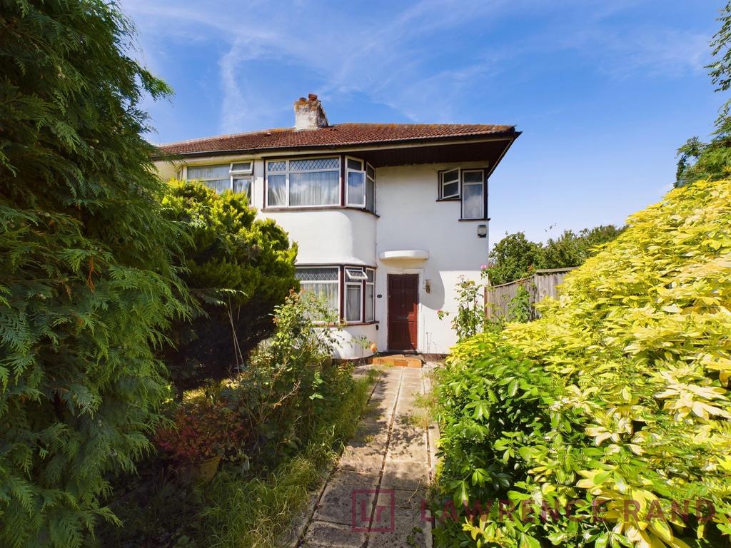 The Heights, Northolt, UB5 3 bed semidetached house for sale £500,000