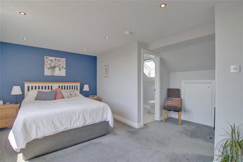 4 bedroom semi-detached house for sale, Carr Bridge Drive, Cookridge, Leeds, West Yorkshire, LS16