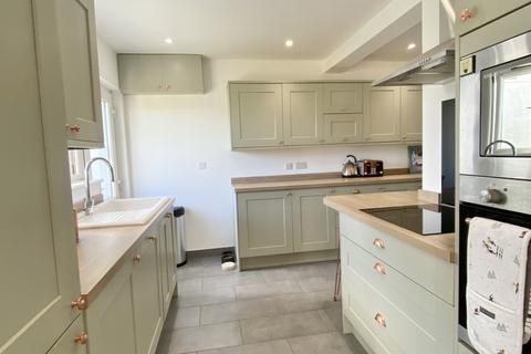 47 Trevithick Crescent, Hayle, TR27 4AZ