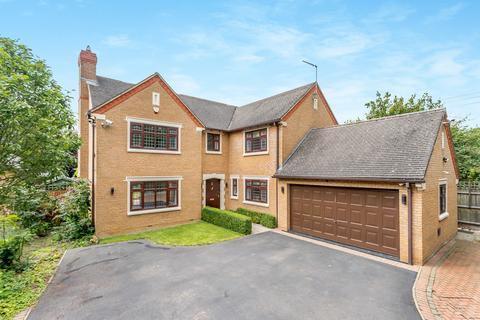 6 Falcon Way, Brackley, NN13 6PZ
