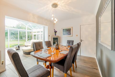 6 Falcon Way, Brackley, NN13 6PZ