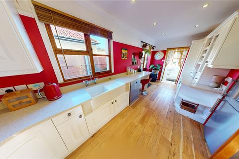 2 Woolifers Avenue, Corringham, Stanford-le-hope, SS17 9AU