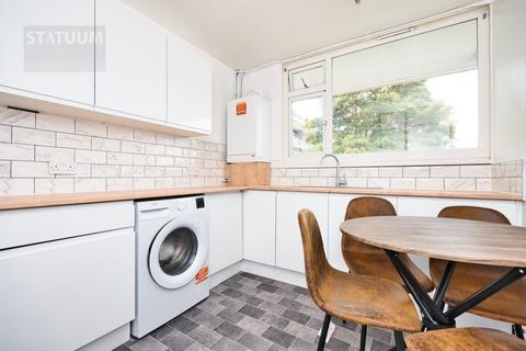undefined, Harpley Square, Bethnal Green, Mile End, London, E1