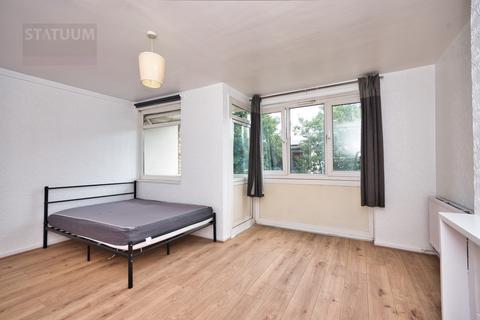 undefined, Harpley Square, Bethnal Green, Mile End, London, E1