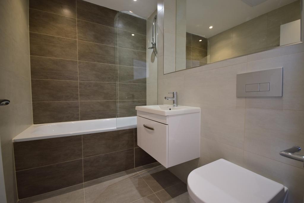 Kent House Bathroom
