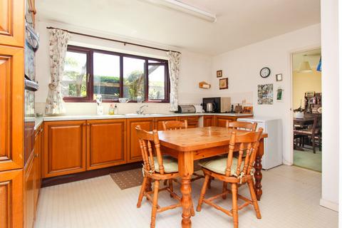 9 Birch Drive, Langford, Bristol, BS40 5HG