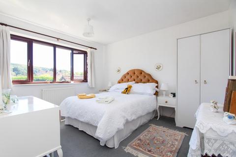 9 Birch Drive, Langford, Bristol, BS40 5HG