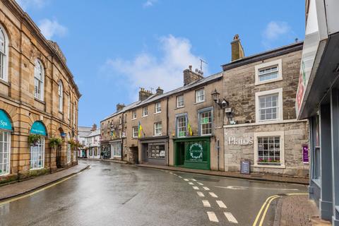 3 bedroom terraced house for sale, 18 Market Street, Kirkby Lonsdale, LA6 2AU