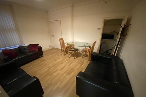 1 bedroom terraced house to rent, Castle Boulevard, City, NG7 1FD