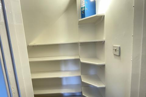 2 bedroom semi-detached house to rent, Friars Mead, E14 3JZ