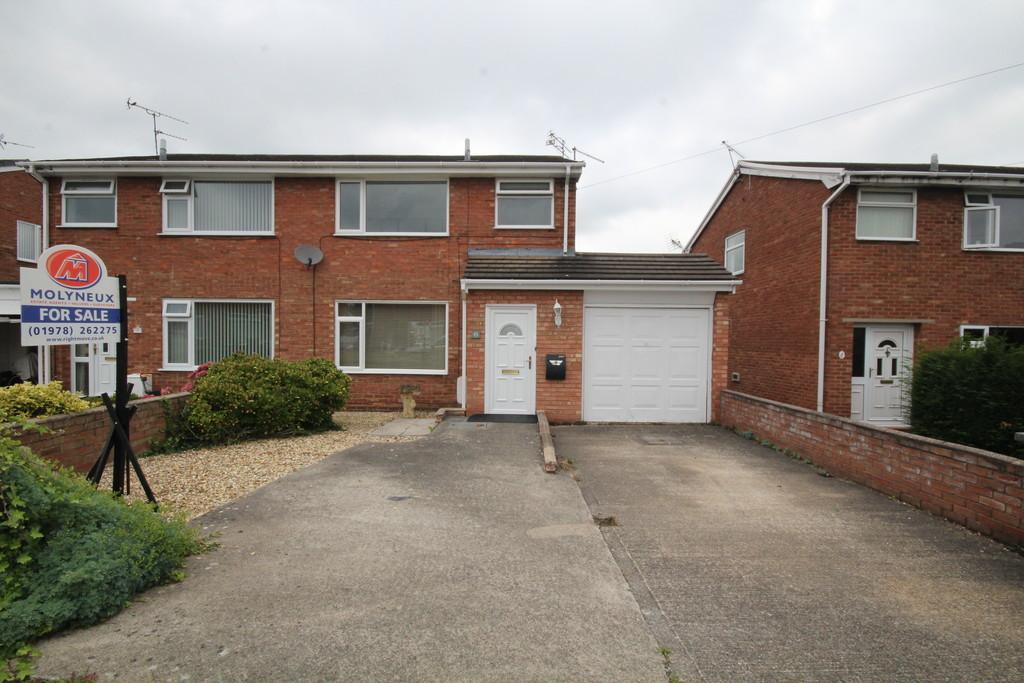Parkhill Avenue, Gwersyllt 3 bed semidetached house for sale £179,950