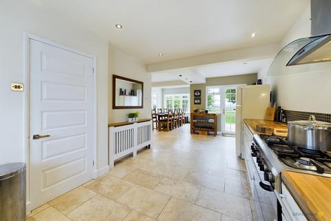 5 bedroom detached house for sale, Main Street, Normanton Le Heath