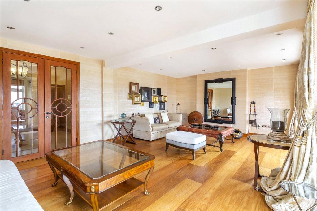 Apartment in London - View 3