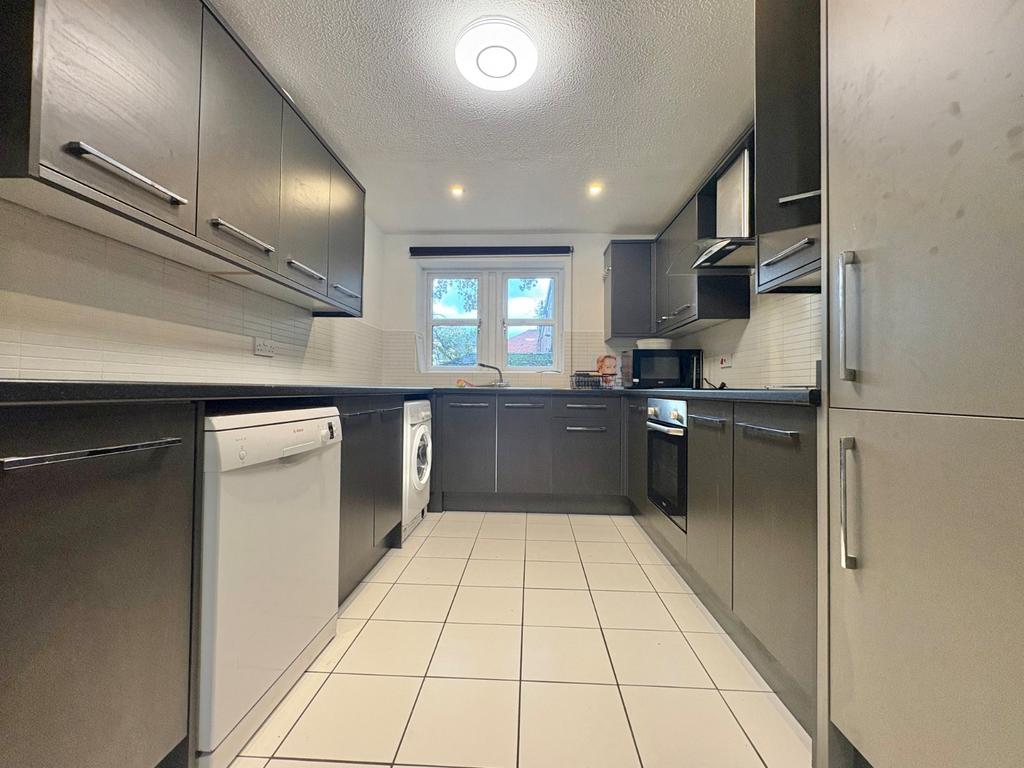 Apartment in Leeds - View 4