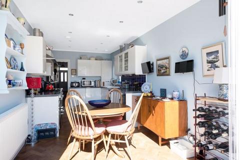 25 Bourne Road, Bexley, DA5 1LW