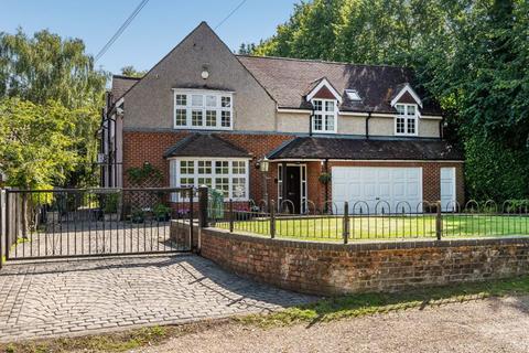 1 Overhill Road, Purley, CR8 2JD
