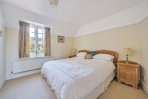 1 Overhill Road, Purley, CR8 2JD