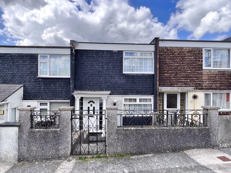 Lizard Walk, Plymouth. Two Double Bedroom Property in Southway. 2 bed