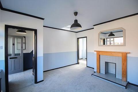3 bedroom semi-detached house for sale, Queens Crescent, COSELEY, WV14 9AQ