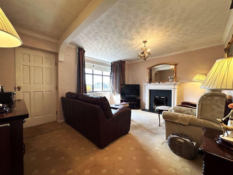 Oakham Road, Oakham 3 bed detached house for sale £400,000