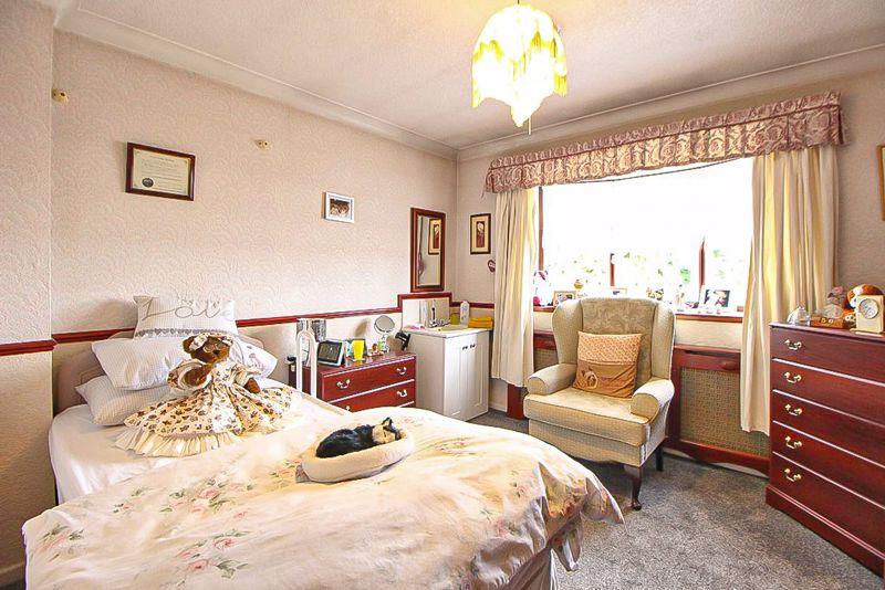 Bedroom eight