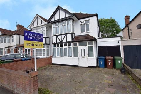 Headstone Gardens, North Harrow