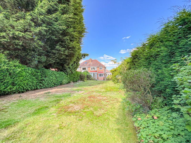 Westwood Road, Sutton Coldfield, B73 6UP 3 bed semidetached house for sale £350,000