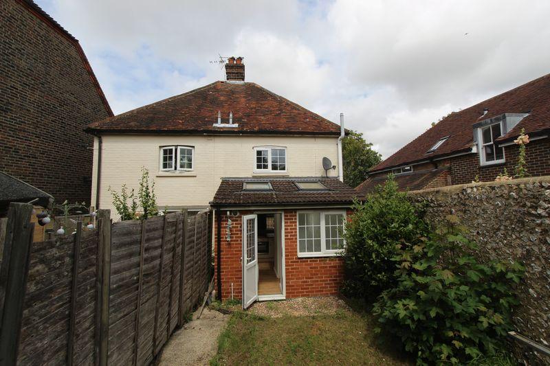 Nep Town Road, Henfield 2 bed semidetached house to rent £1,250 pcm