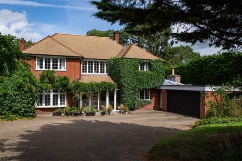 4 bedroom detached house for sale, Great Missenden HP16