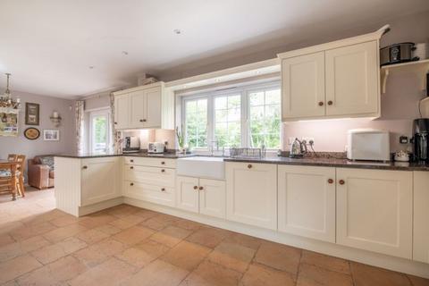 4 bedroom detached house for sale, Great Missenden HP16