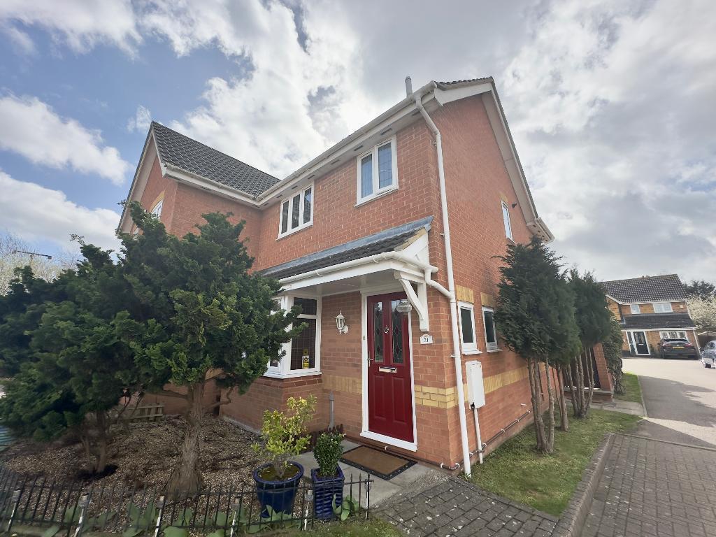 Lake View, Marston Moretaine, Bedfordshire, MK43 0LH 3 bed semi