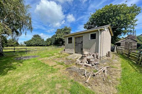 Detached house for sale, Ffordd Tyn Clwt, Bangor, Gwynedd, LL57