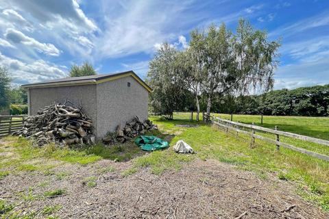 Detached house for sale, Ffordd Tyn Clwt, Bangor, Gwynedd, LL57