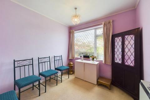29 Rydal Way, Ruislip, HA4 0RX