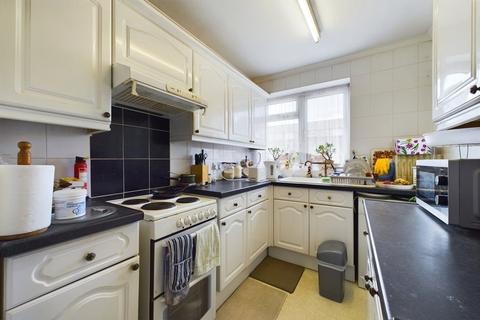29 Rydal Way, Ruislip, HA4 0RX