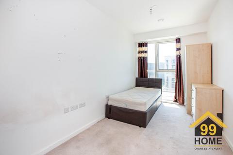 3 bedroom apartment to rent, Effra Gardens, London, Newham, E16