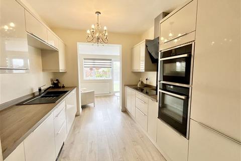 37 Aughton Lane, Aston, Sheffield, S26 2AN