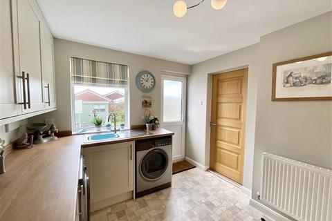 37 Aughton Lane, Aston, Sheffield, S26 2AN