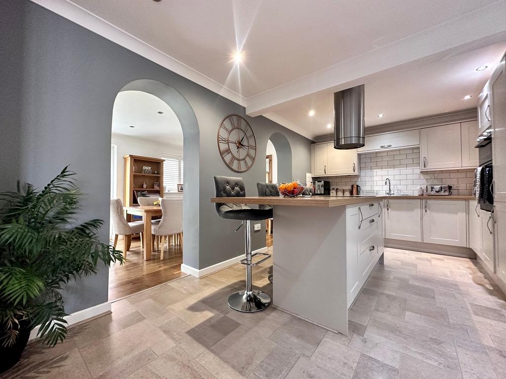 Kitchen / Diner