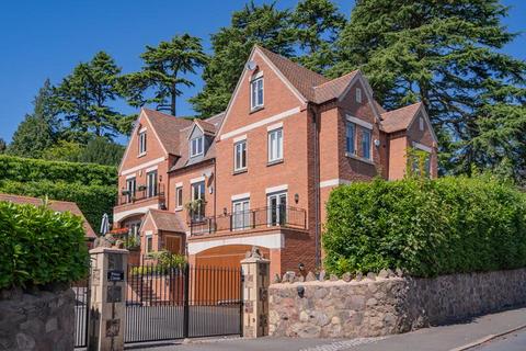 3 bedroom townhouse for sale, 6 Priory Corner, 2 Woodshears Road, Malvern, Worcestershire, WR14