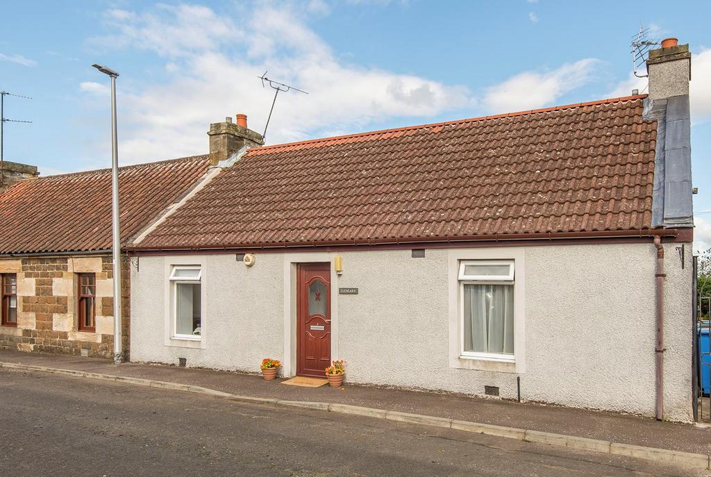 Hall Street, Kettlebridge, Cupar, KY15 4 bed semidetached house for