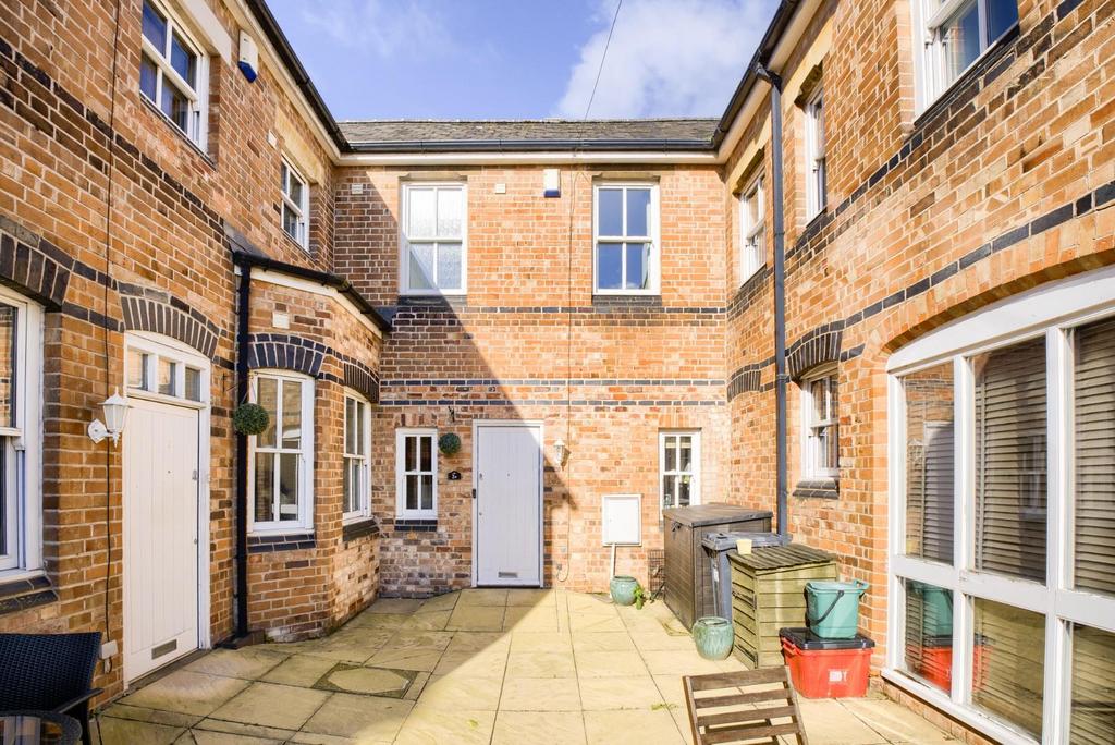 Morrell Street, Leamington Spa 2 bed house for sale £290,000