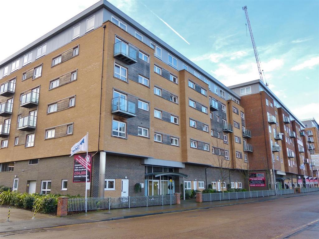 Cherrydown East, Basildon 1 bed flat £175,000